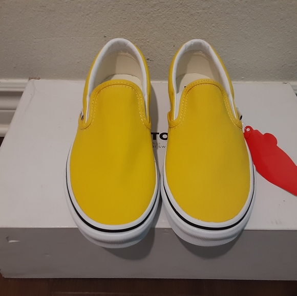 Vans - Picture 4 of 4